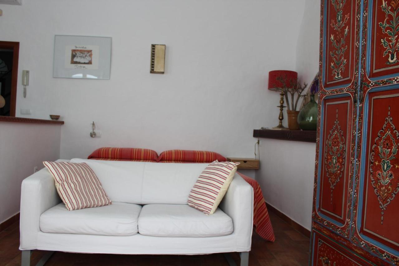 Fonduq Estudios Tarifa Bagian luar foto